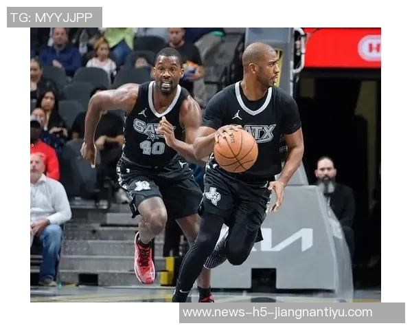 马刺轻松击败雄鹿战绩追平掘金重返西部第二名位置