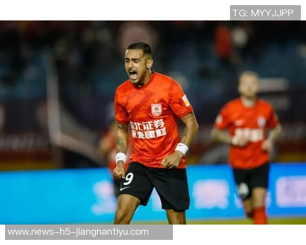 莱昂纳多坦言执教并非所愿富豪球队才有机会赢得欧冠 莱昂纳多坦言执教并非所愿富豪球队才有机会赢得欧冠